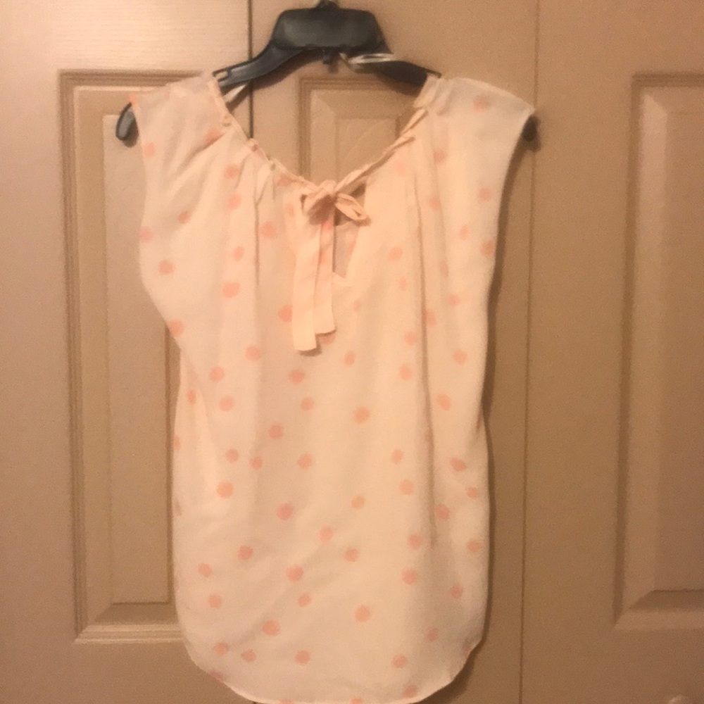 blouse with tie at neck in the back